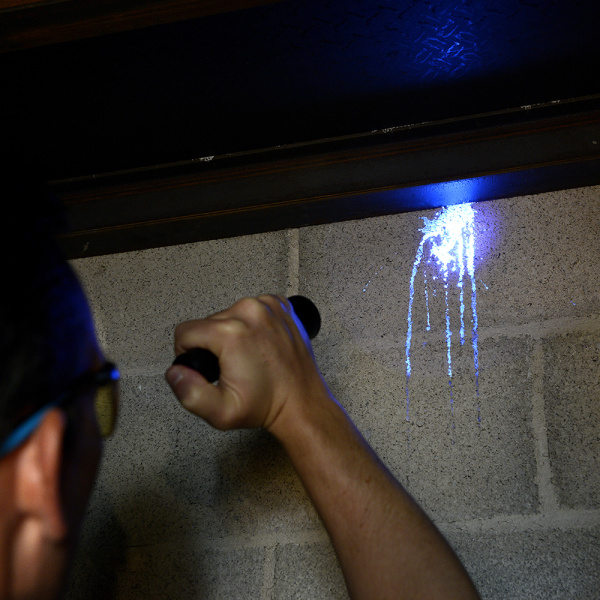 colorante-en-polvo-fluorescente-incoloro-para-marcar-y-detectar-fugas-detect-white-4
