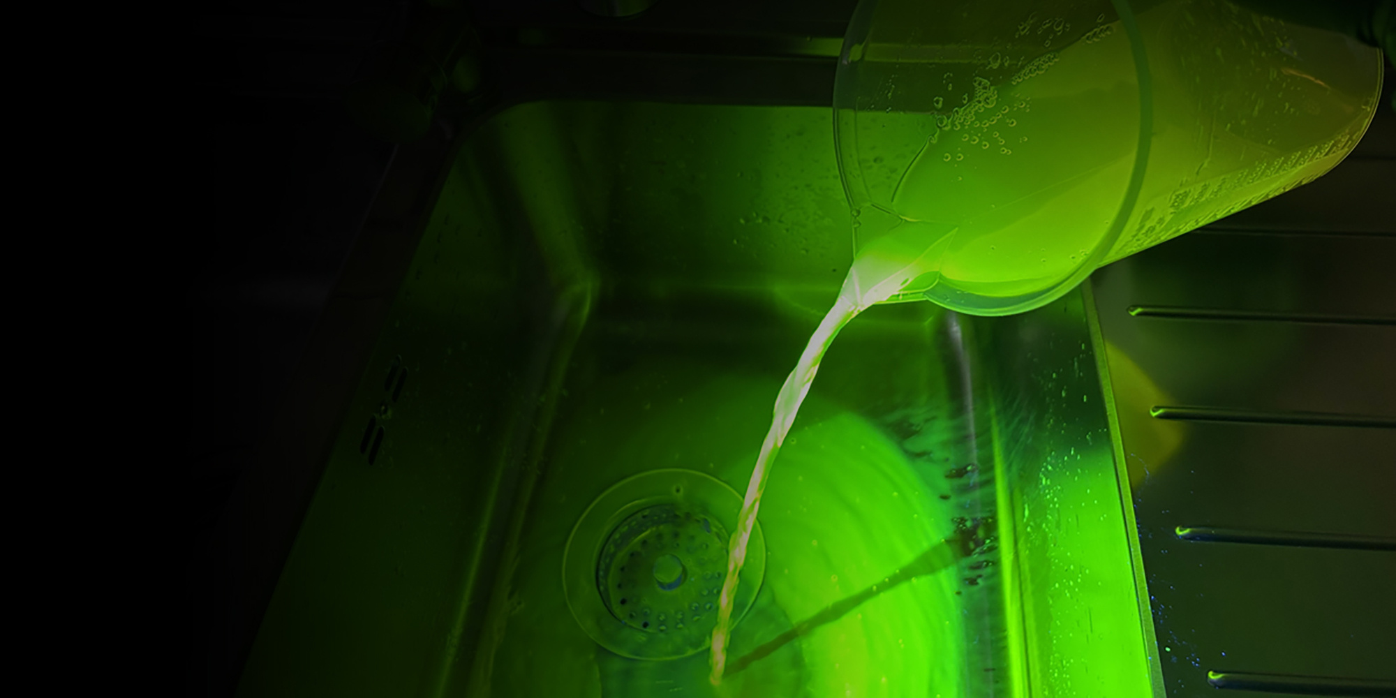 UV-fluoreszierende Farbmarkierer für Wasser