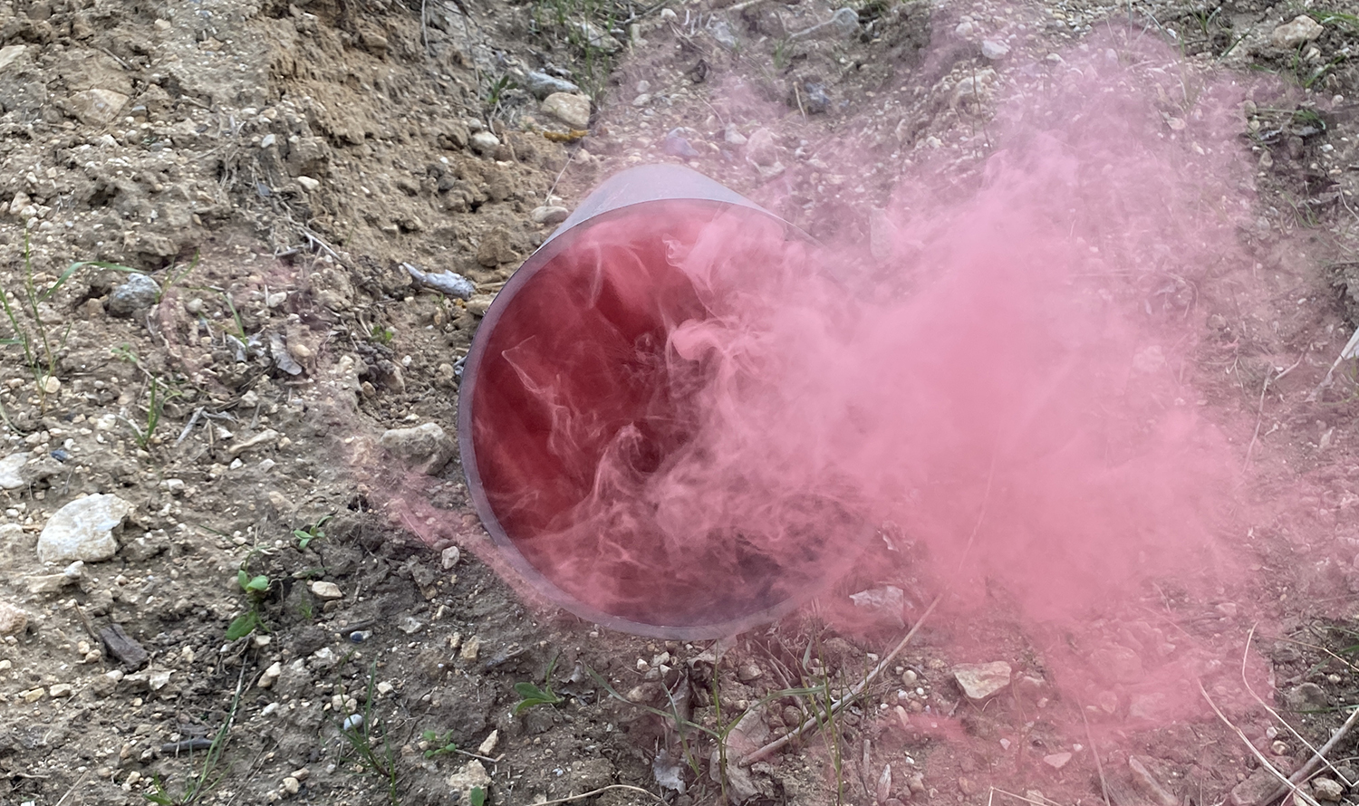 Fumígenos, una herramienta polivalente de trazado en la construcción